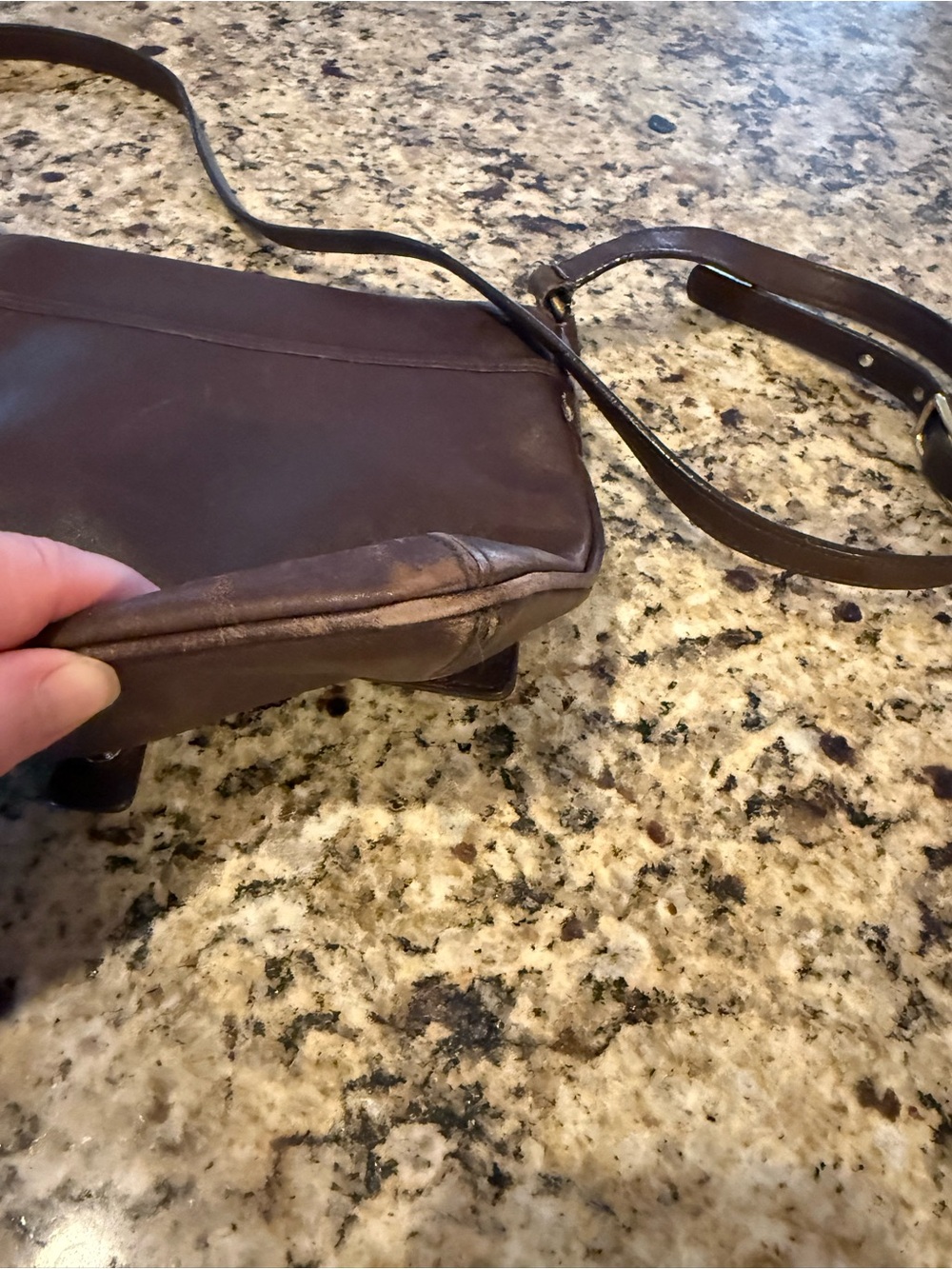 Coach Early 2000s Classic Brown Leather Crossbody Bag 9592 E23 - Picture 3 of 6
